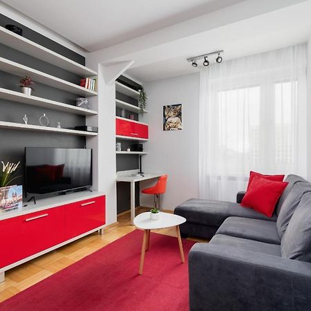 Lagiewniki Sanctuary One Bedroom Apartment By Renters クラクフ エクステリア 写真