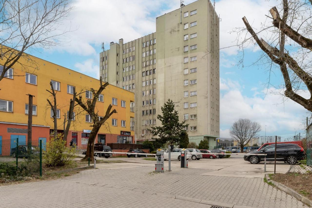 Lagiewniki Sanctuary One Bedroom Apartment By Renters クラクフ エクステリア 写真